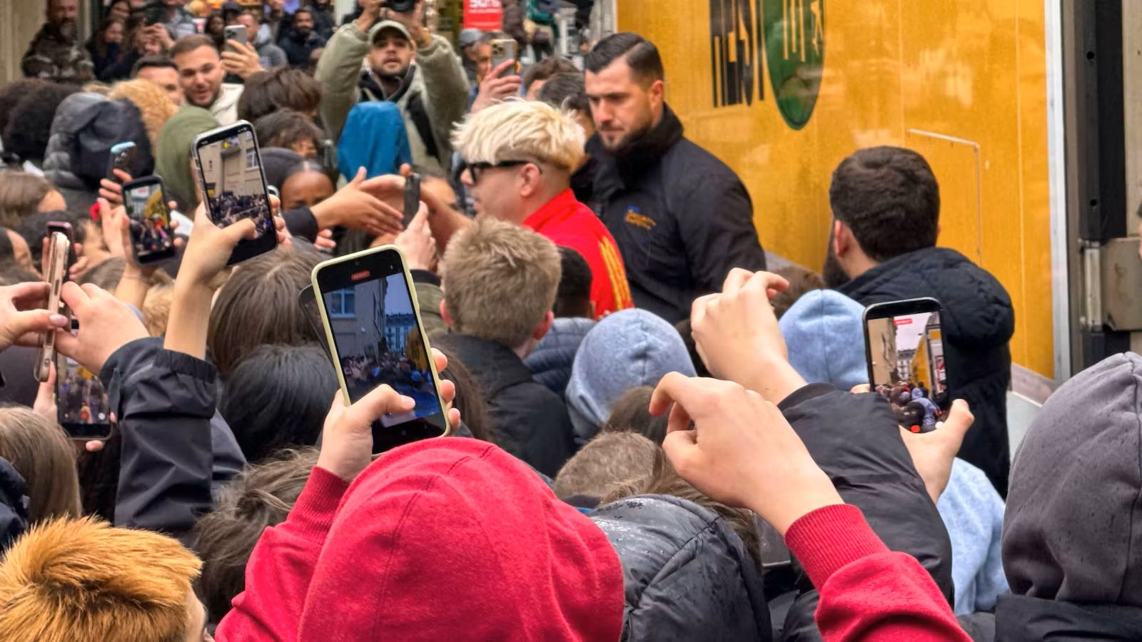 Steve Mersons McDonald’s Food-Event am Stauffacher